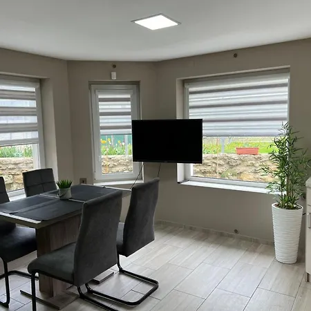 рак-апартаменти за гости Apartment *